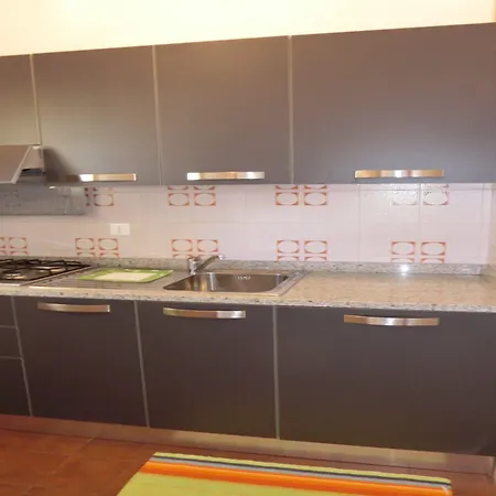 Functional Flat In A Fantastic With Pool *